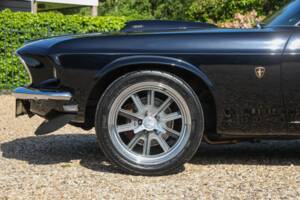 Image 23/50 of Ford Mustang 302 (1969)