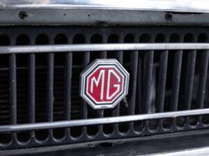Bild 18/44 von MG MGB GT (1971)