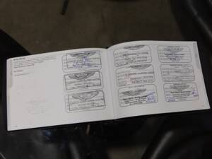 Image 25/80 of Aston Martin Vanquish (2013)