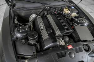 Afbeelding 34/50 van BMW Z4 2.2i (2005)