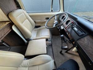 Afbeelding 2/8 van Volkswagen T2b Westfalia (1978)