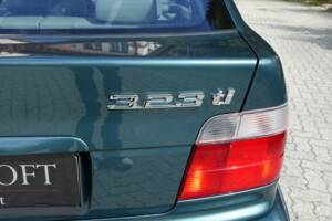 Immagine 29/41 di BMW 323ti Compact (1999)