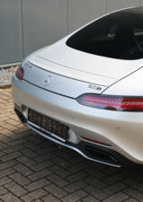 Image 13/56 of Mercedes-AMG GT-S (2017)