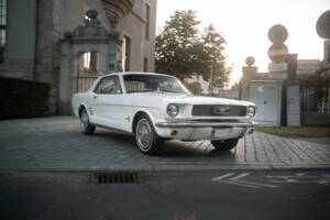 Bild 1/53 von Ford Mustang 200 (1966)