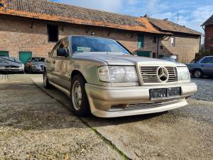 Bild 6/21 von Mercedes-Benz 300 E (1986)