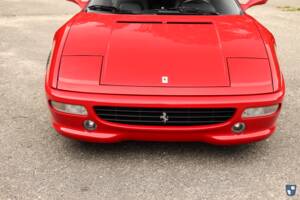 Image 53/93 of Ferrari F 355 Berlinetta (1997)