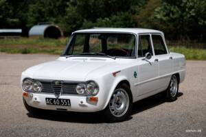 Image 2/40 de Alfa Romeo Giulia 1600 TI (1967)