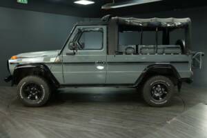 Image 29/50 of Mercedes-Benz G 230 (1993)