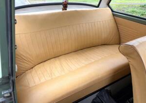 Image 6/24 of DAF Daffodil 31 (1964)