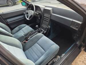 Bild 45/55 von Alfa Romeo 164 2.0 (1989)