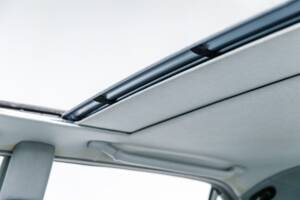 Imagen 18/19 de Mercedes-Benz 300 SE (1990)