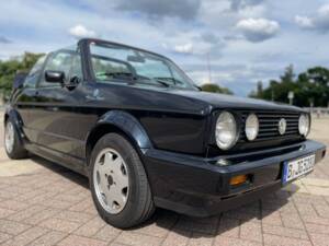 Afbeelding 24/75 van Volkswagen Golf I Cabrio 1.8 (1991)