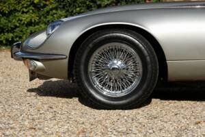 Afbeelding 38/50 van Jaguar E-Type V12 (1973)