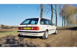 Afbeelding 10/36 van BMW 325ix Touring (1991)