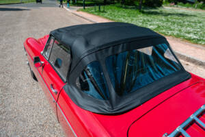 Bild 76/81 von MG MGC (1968)