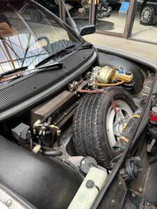 Image 21/23 of Ferrari Mondial Quattrovalvole (1985)