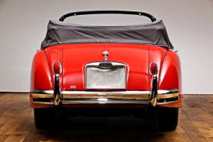 Immagine 8/19 di Jaguar XK 150 DHC (1958)