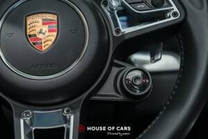 Immagine 21/25 di Porsche 718 Boxster S (2017)