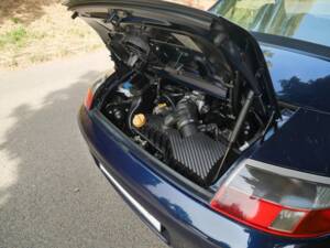 Bild 36/46 von Porsche 911 Carrera 4S (1900)