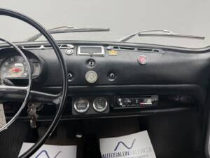 Immagine 16/20 di SEAT 600 L (1972)