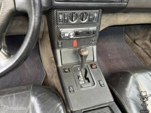 Image 18/40 of Mercedes-Benz 300 SL-24 (1990)