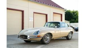 Bild 32/102 von Jaguar E-Type 4.2 (1966)