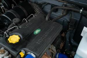 Imagen 48/50 de Land Rover Defender 90 (1997)