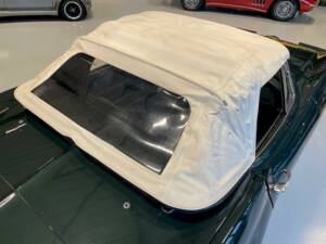 Bild 16/35 von Chevrolet Corvette Sting Ray Convertible (1965)