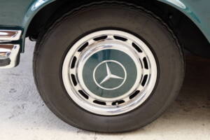 Immagine 64/79 di Mercedes-Benz 280 SE 3,5 (1970)
