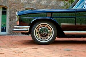 Imagen 93/199 de Mercedes-Benz 280 SE 3,5 (1971)