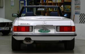 Afbeelding 14/14 van Mercedes-Benz 300 SL (1987)