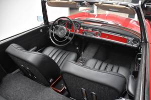 Imagen 27/34 de Mercedes-Benz 230 SL (1966)