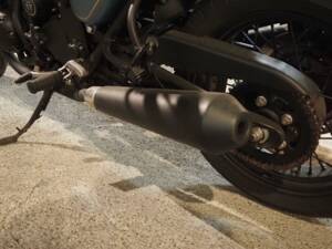 Imagen 21/30 de Triumph DUMMY (2000)