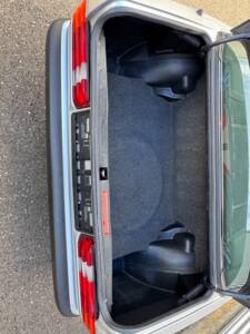 Bild 22/41 von Mercedes-Benz 190 E 2.0 (1992)