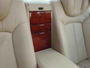Imagen 64/98 de Maybach 62 (2006)