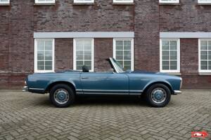 Image 7/26 de Mercedes-Benz 280 SL (1971)