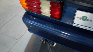 Image 25/29 of Mercedes-Benz 500 SEC (1985)