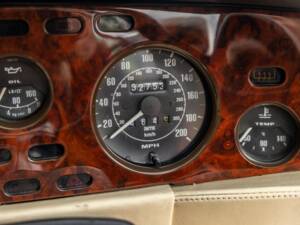 Image 25/75 de Aston Martin V8 Vantage (1985)