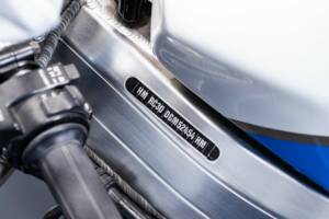 Bild 36/50 von Honda VFR 750R RC 30 (1988)