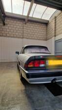 Bild 15/29 von Alfa Romeo 2.0 Spider (1986)