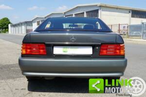 Imagen 10/10 de Mercedes-Benz SL 280 (1994)