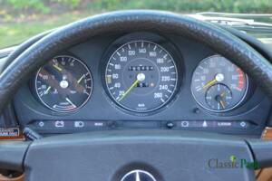 Image 45/50 de Mercedes-Benz 380 SL (1982)