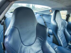Image 54/74 of Aston Martin DB 7 GT (2004)