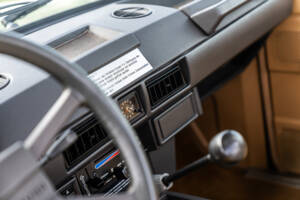 Bild 60/102 von Land Rover Range Rover Classic Rometsch (1985)