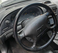 Bild 5/7 von Ford Mustang GT (1994)