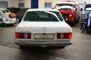 Imagen 8/35 de Mercedes-Benz 500 SEL (1984)