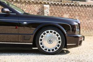 Image 50/50 de Bentley Azure (2008)