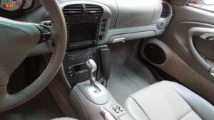 Bild 9/22 von Porsche 911 Turbo (2003)