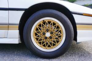 Afbeelding 34/70 van Pontiac Fiero GT (1988)