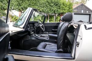 Bild 36/41 von Jaguar E-Type V12 (1972)